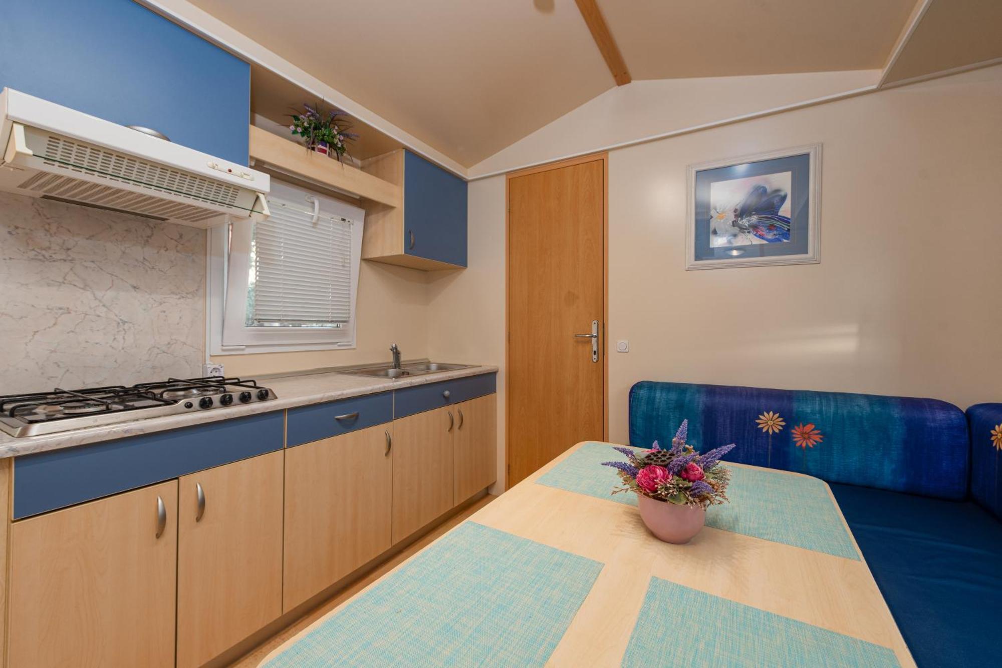 Camp Mrkva Mobile Homes With Pool Sukosan Room photo